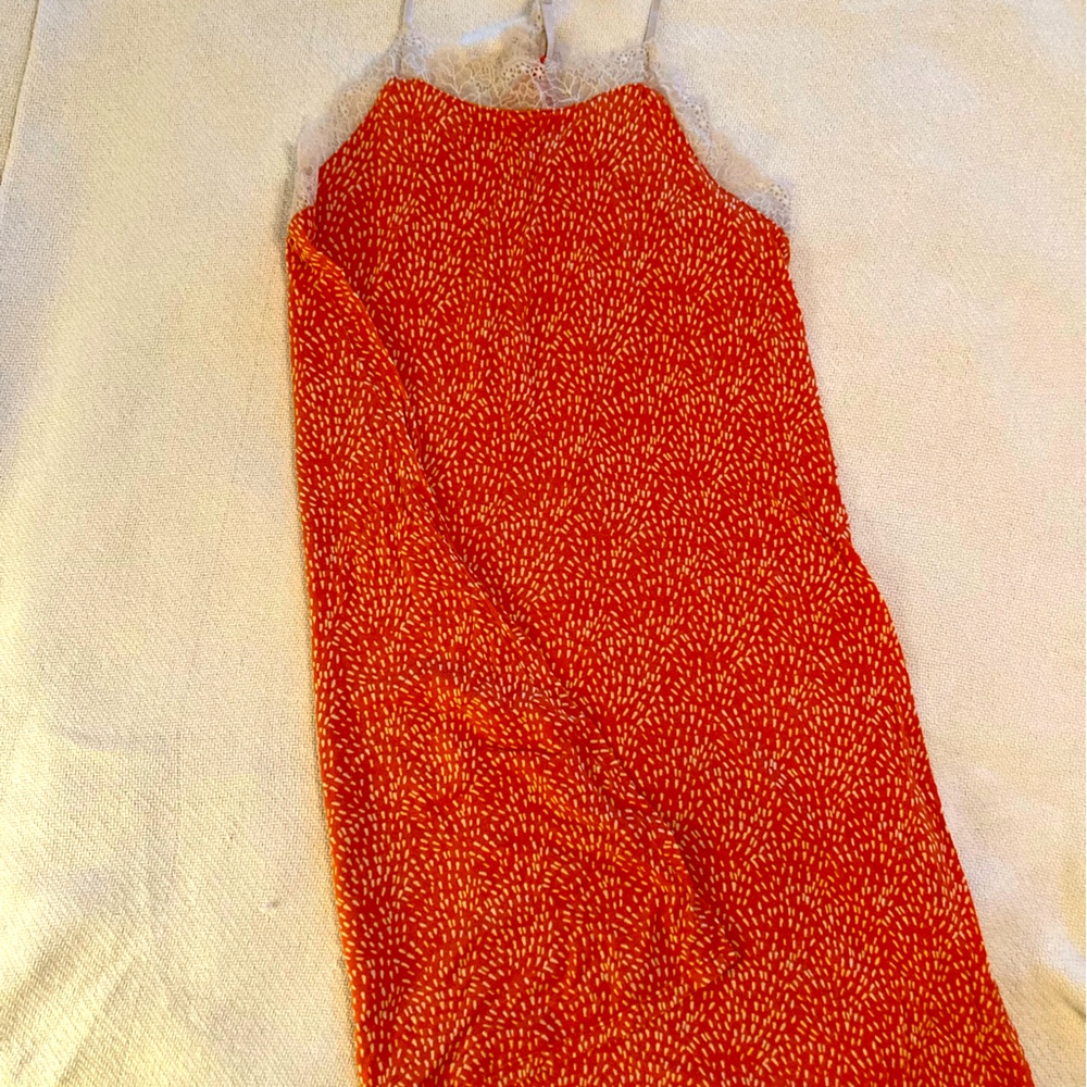 Orange and cream, XS, thigh length nightgown.  Soft, comfy, & a little stretchy!